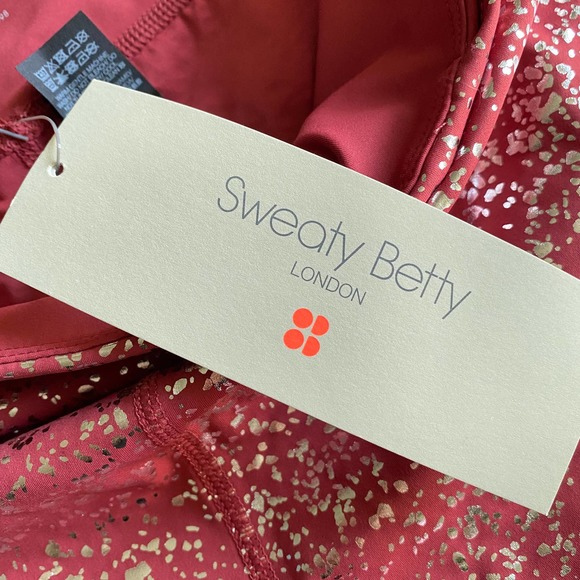NWT Sweaty Betty 7/8 Leggings Red Terrazzo Foil Print Size L - Picture 12 of 12